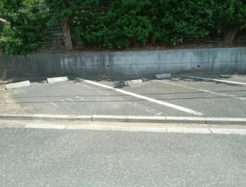 ガーデンハイツ小林（102） 駐車場