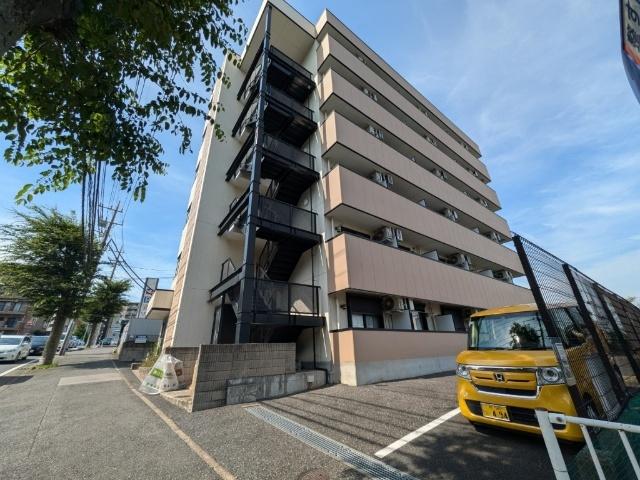 メゾンド西村（105） 外観