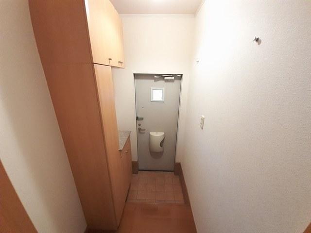 フェイバーレジデンスⅠ（103） 玄関