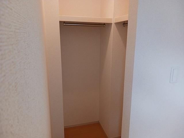 カリーノ　Ｅ（101） 収納