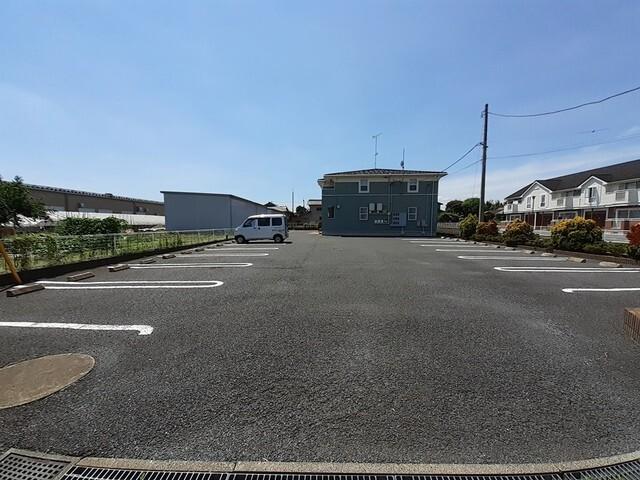 アルドーレ（201） 駐車場