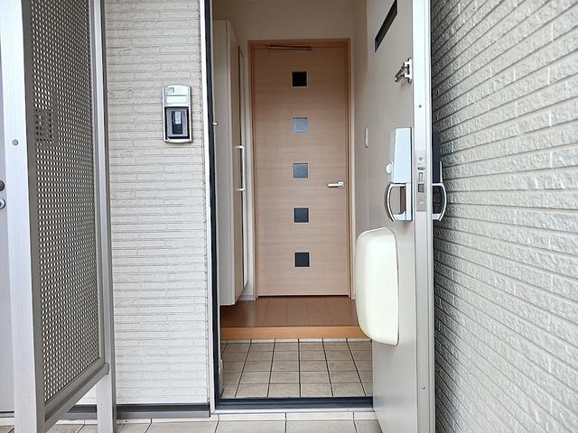 レジデンス　リオ（102） 玄関