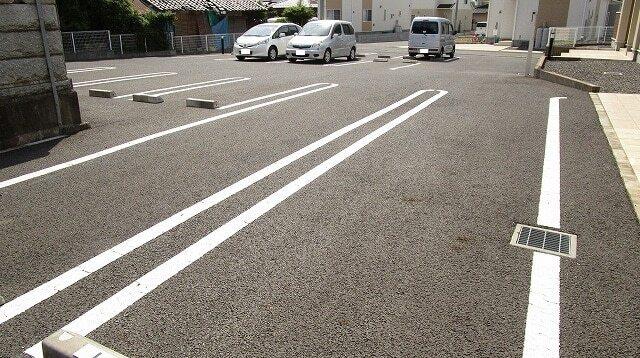 カーサ府中　Ⅱ（201） 駐車場