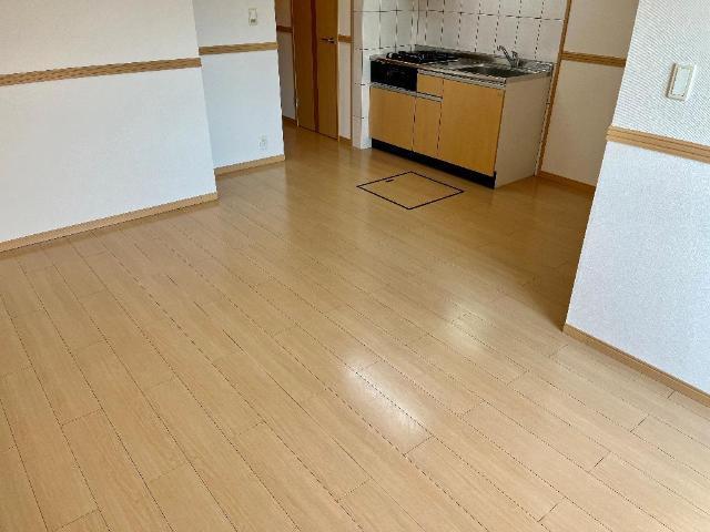 イーストヴィラ（ＥＡＳＴ　ＶＩＬＬＡ） リビング