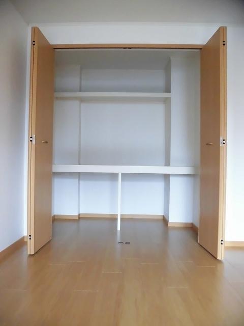グランアビタシオン（104） 収納