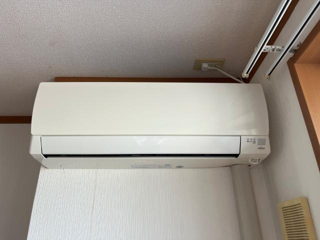ＫＩＮＧ’Ｓ  ＣＯＡＴ（キングスコート） 部屋画像