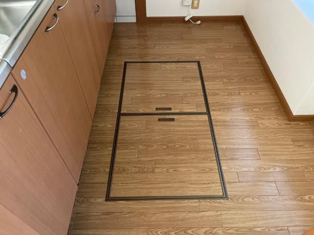 ＫＩＮＧ’Ｓ  ＣＯＡＴ（キングスコート） 部屋画像