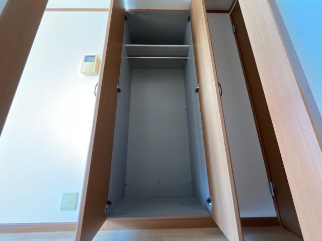 ＫＩＮＧ’Ｓ  ＣＯＡＴ（キングスコート） 部屋画像