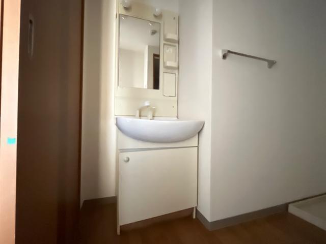 ＫＩＮＧ’Ｓ  ＣＯＡＴ（キングスコート） 部屋画像