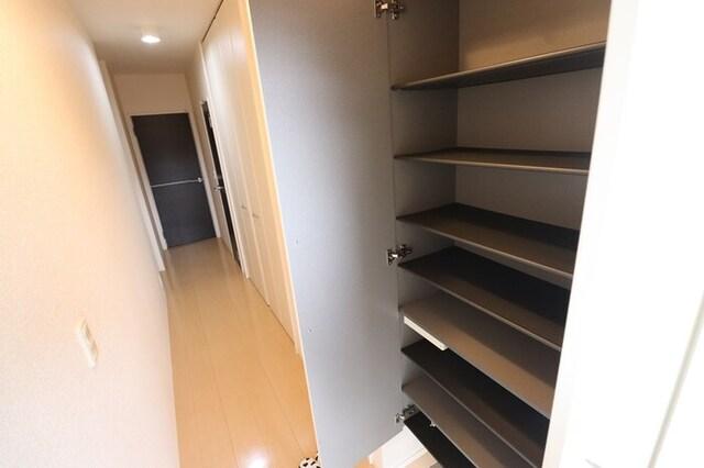 モダンコート見川 Ｍ＆Ｋ（101） 部屋画像