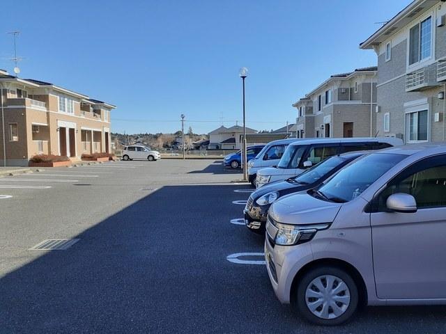 ポライトリーＤ（201） 駐車場