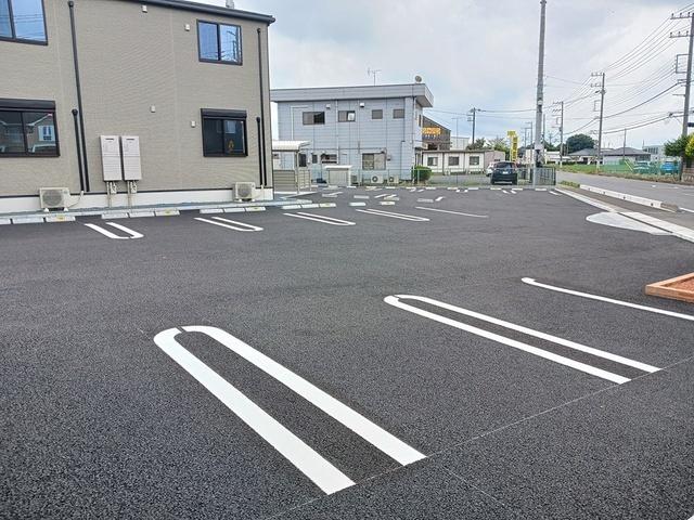 フランメゾンＡ（102） 駐車場
