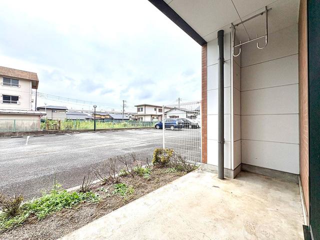 ロイヤルメゾン（105） バルコニー