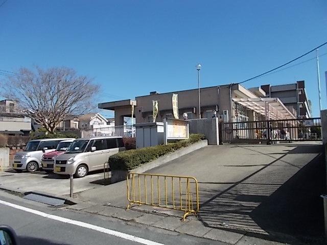 城東幼稚園：1400m