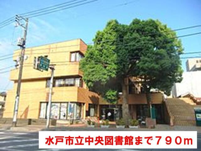 京成百貨店：900m