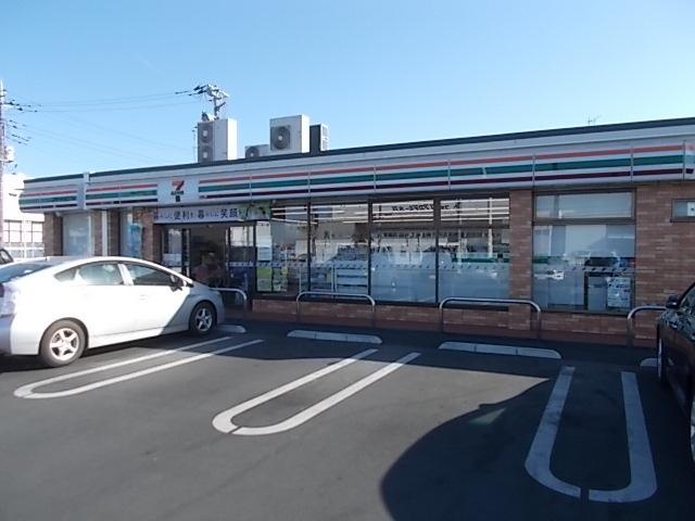 セブンイレブン　見和２丁目店：750m
