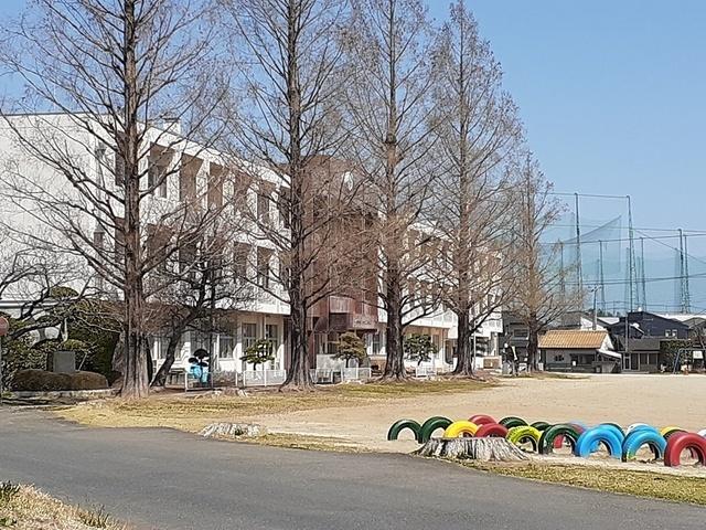 笠間市立友部第二小学校：1695m