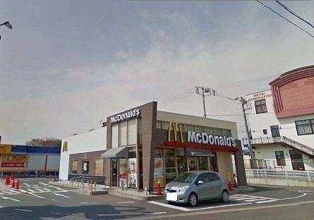 マクドナルド：850m