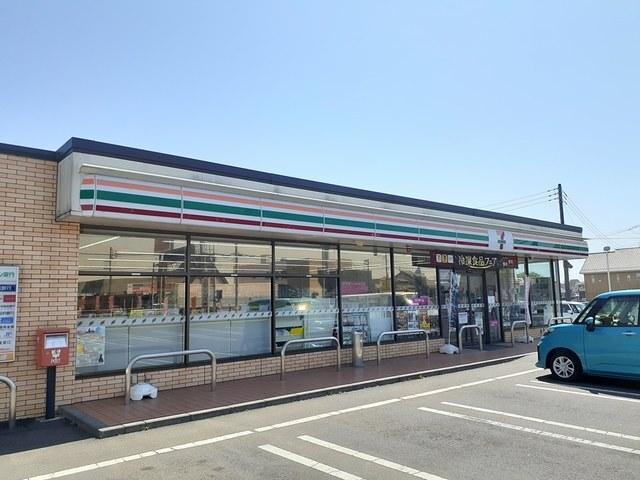 セブンイレブンひたちなか市毛店：405m