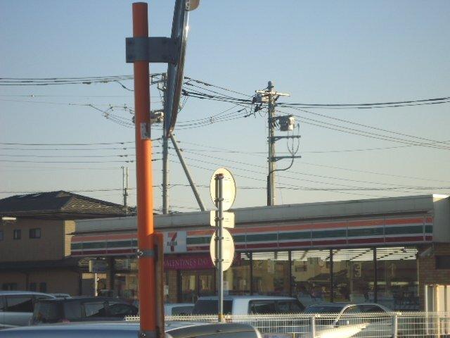 セブンイレブンひたちなか寄居店：346m