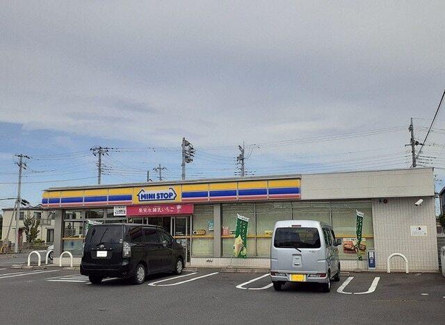 ミニストップ武田店：230m