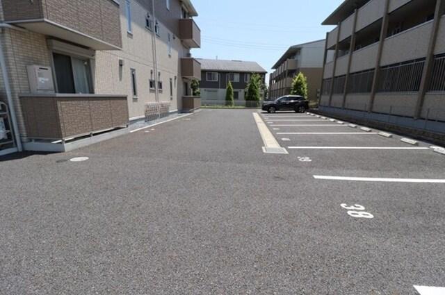 パークドオートム　Ｂ（305） 駐車場