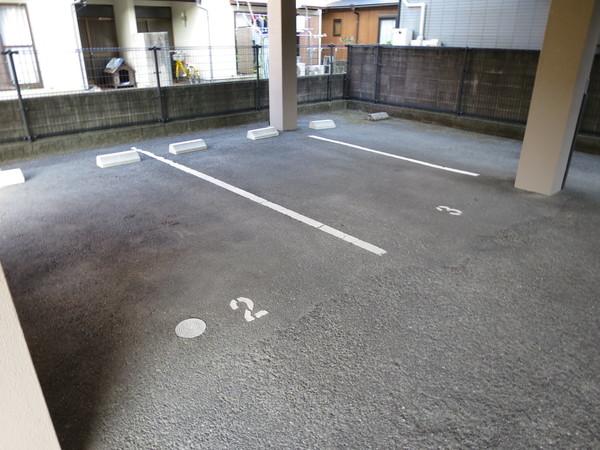 ドルチェ長崎（203） 駐車場