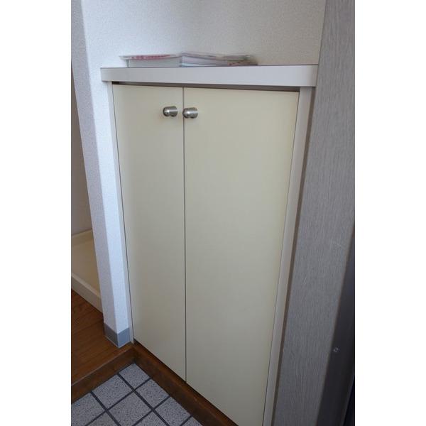 八反町ウイング（401） 玄関