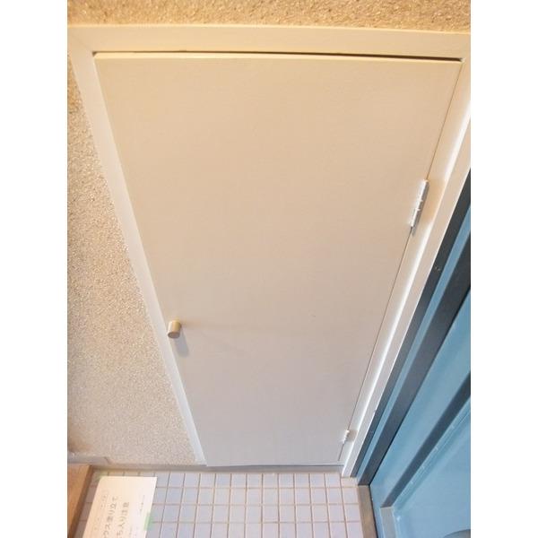 エトワール弥生町（306） 玄関