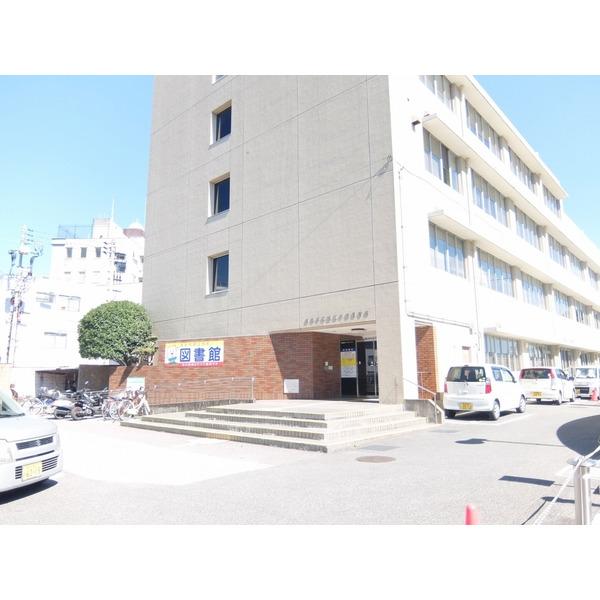 高知市立潮江市民図書館：521m
