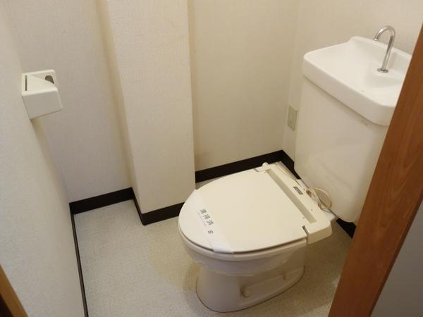 クアルト　ドセ（505） トイレ