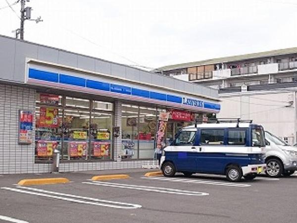 ローソン高知高須店：466m