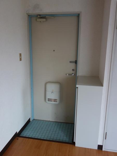 エトワール愛宕Ⅰ（303） 玄関