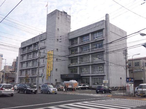 高知警察署：438m