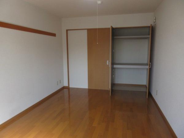 アーバン葛島（403） 収納