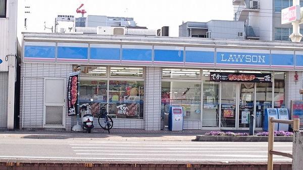 ローソン高知はりまや町3丁目店：341m