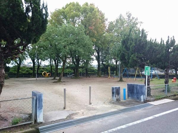 落合公園：605m