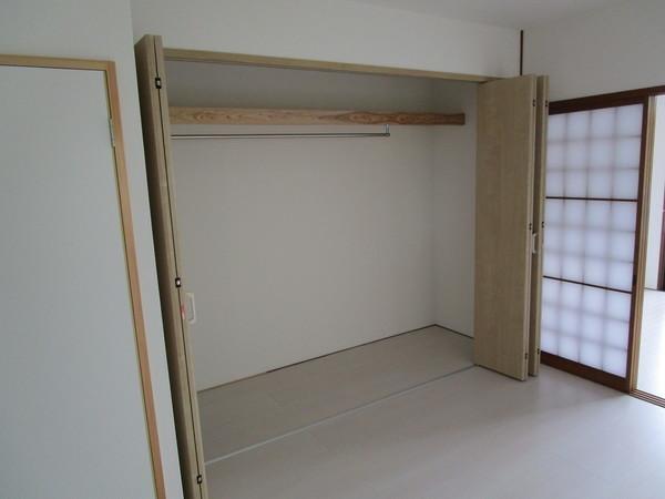 旭ビル（22） 収納