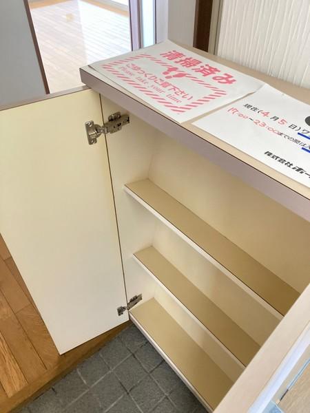 マンションアーバン（306） 玄関