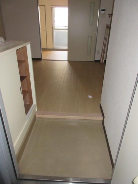シティガーデン上町（603） 玄関