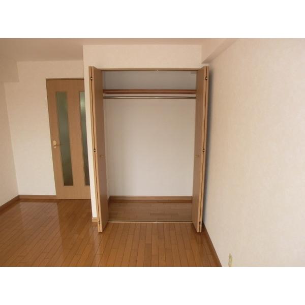 レジデンス山手（402） 収納