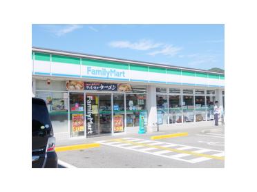 ファミリーマート高知インター店：654m