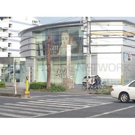 高知信用金庫朝倉支店：974m