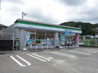 ファミリーマート高知万々店：490m