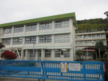 高知市立三里小学校：2673m