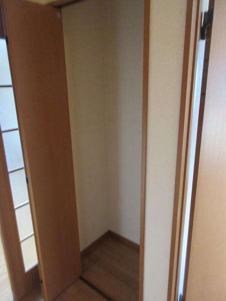 プロムナード万々（303） 収納