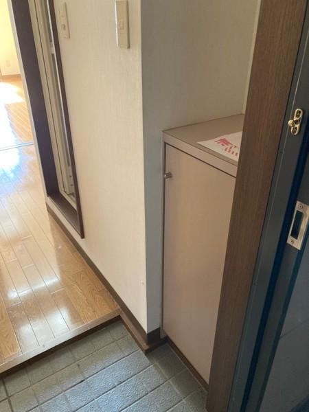 マンションアーバン（302） 玄関