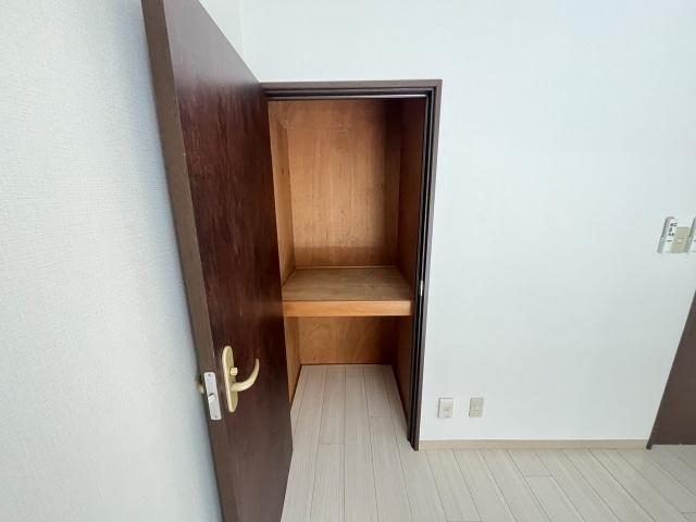 シティコート和泉（102） 収納