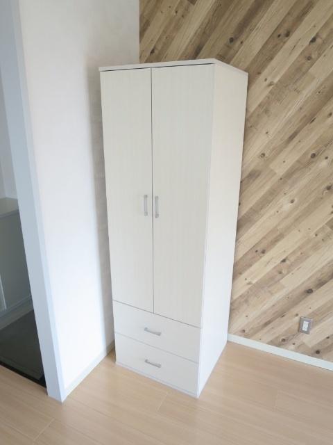 フラットパイン廿代（303） 収納