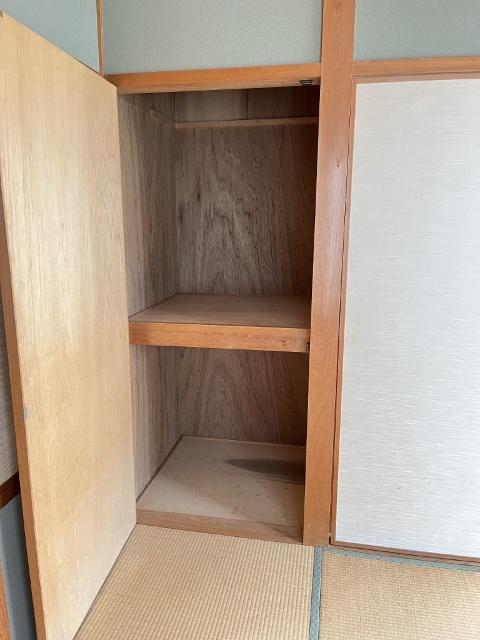 桜井町一戸建て貸部屋 収納